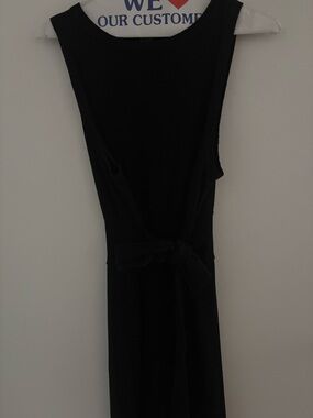 Sleeveless Black Midi Dress with Waist Tie